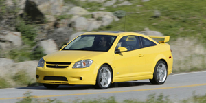 Chevrolet Cobalt Reviews / Specs / Pictures