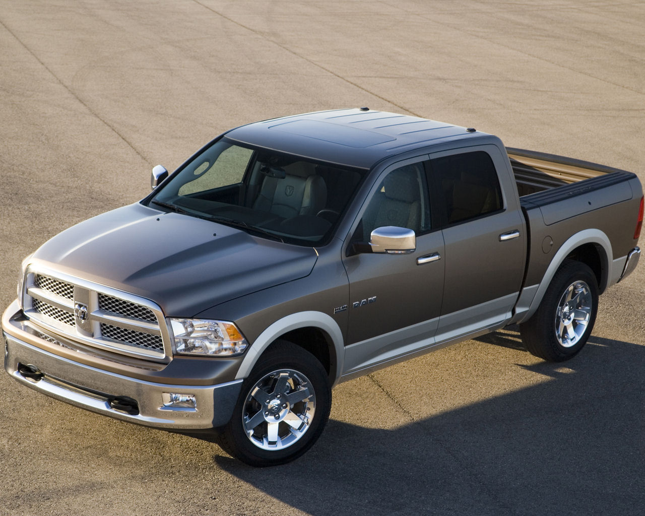 Dodge Ram 1500, Regular, Quad, Crew Cab, AWD - Free 1280x1024 Wallpaper