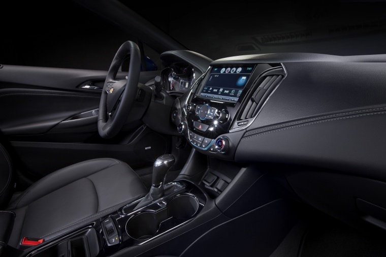 2018 Chevrolet Cruze Premier Sedan Interior Picture Pic