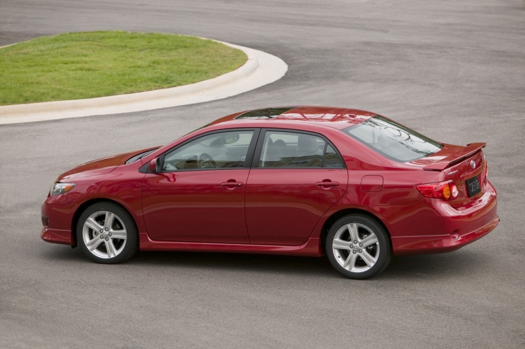 2010 Toyota Corolla Xrs - Picture   Pic   Image