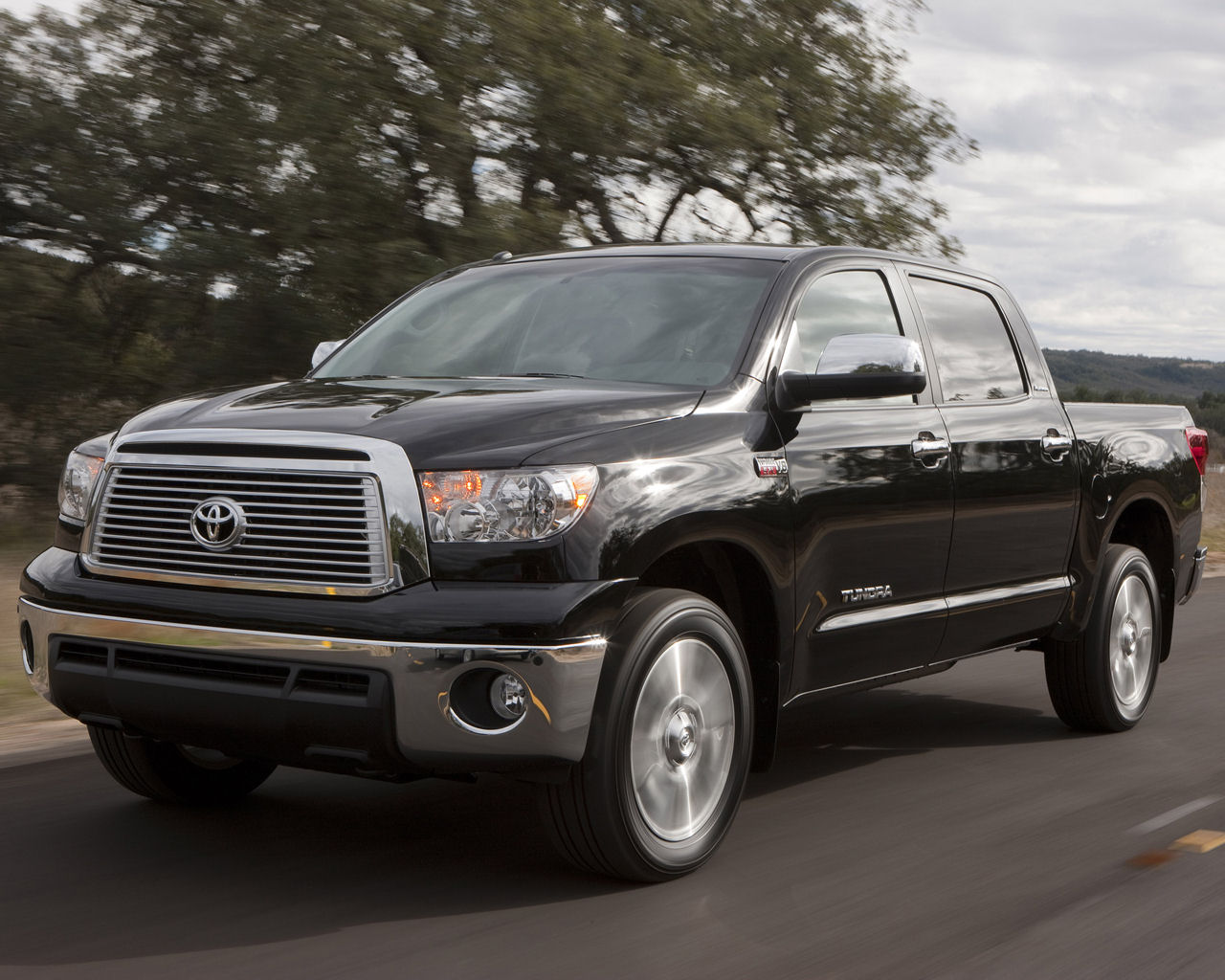 Toyota Tundra Regular, Double Cab, CrewMax V8 AWD - Free 1280x1024