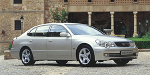 2002 Lexus GS Reviews / Specs / Pictures