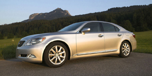 2008 Lexus LS 460 Reviews / Specs / Pictures