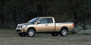 2004 Nissan Titan Pictures