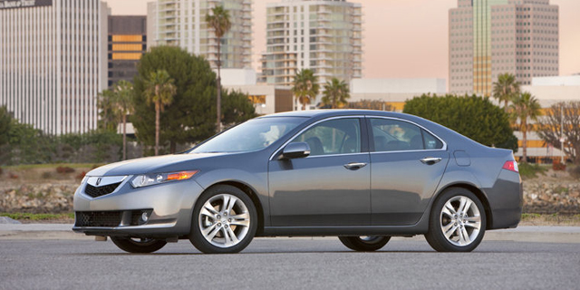 2010 Acura TSX Pictures