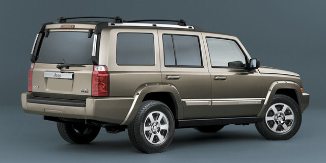 2010 Jeep Commander Pictures