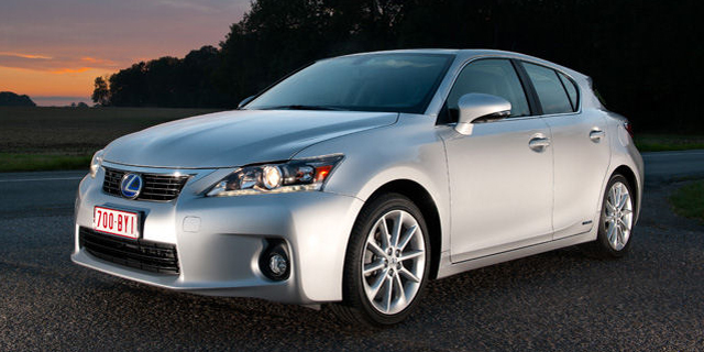 2011 Lexus CT 200h Pictures