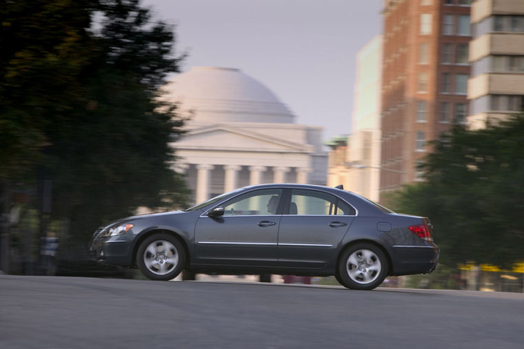 2005 Acura RL Picture