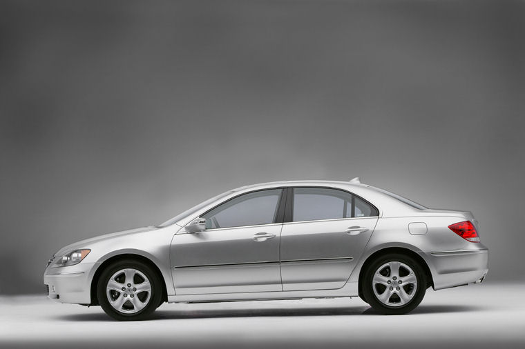 2005 Acura RL Picture