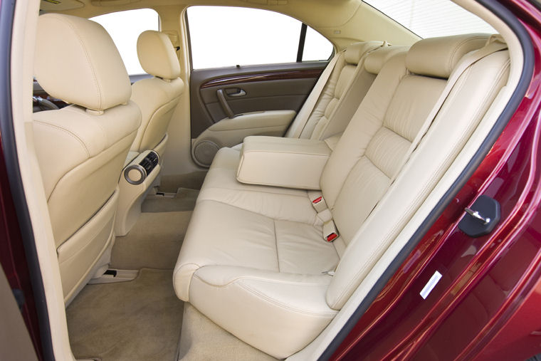 2009 Acura RL Rear Seats Picture