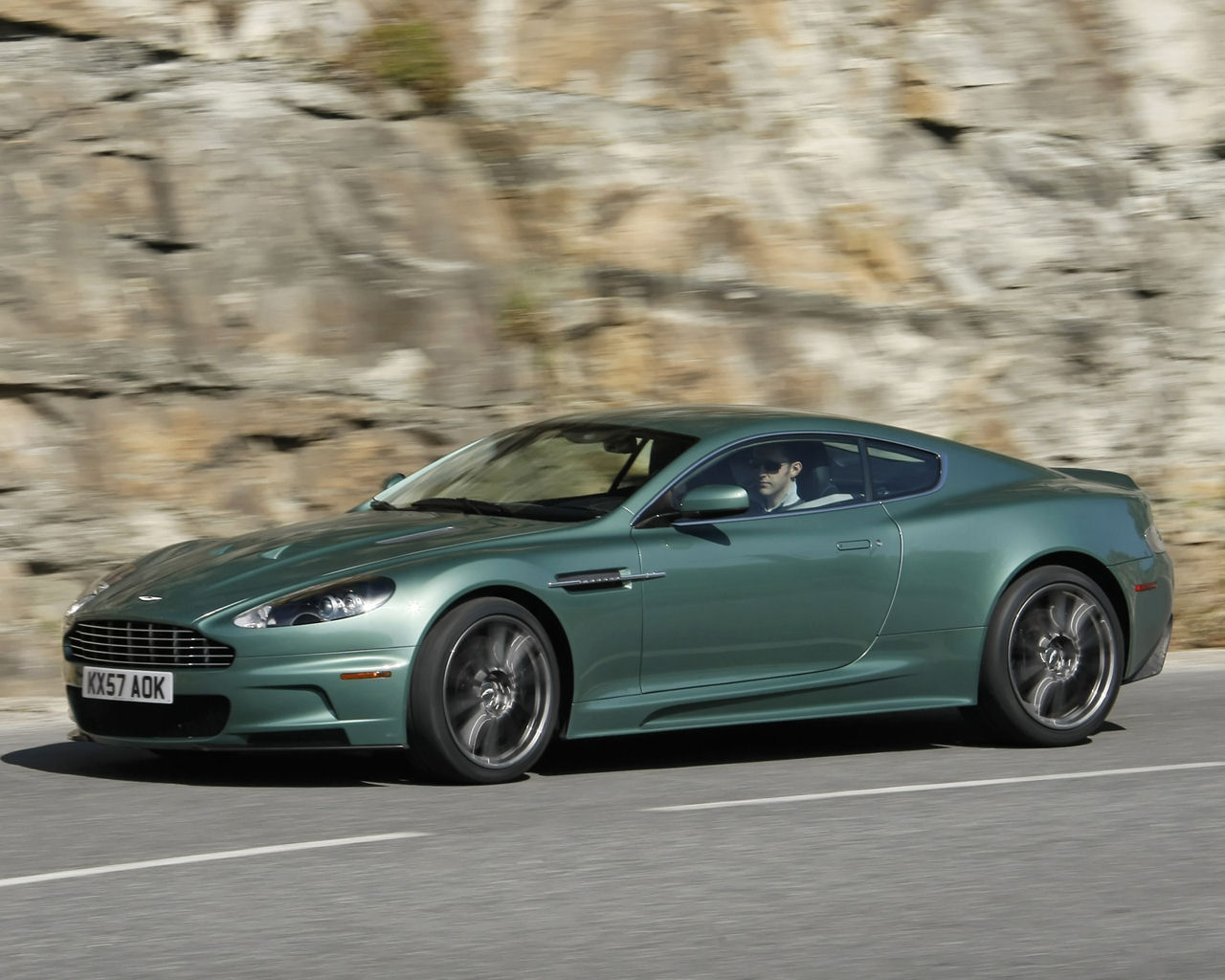 Aston Martin DBS, V12 Coupe, Volante Convertible - Free 1280x1024 ...