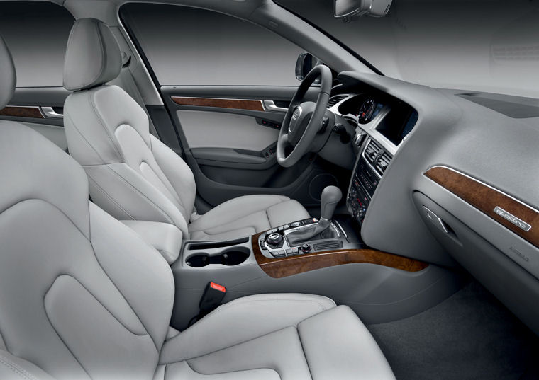 2009 Audi A4 Avant Wagon Front Seats Picture