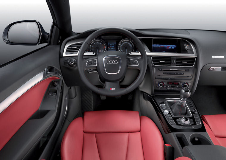 2011 Audi S5 Coupe Cockpit Picture