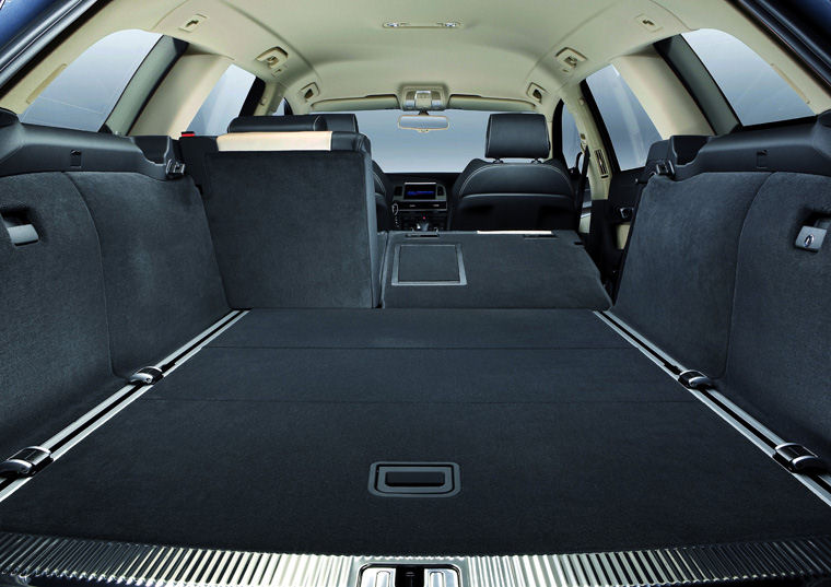 2009 Audi A6 Avant Trunk Picture