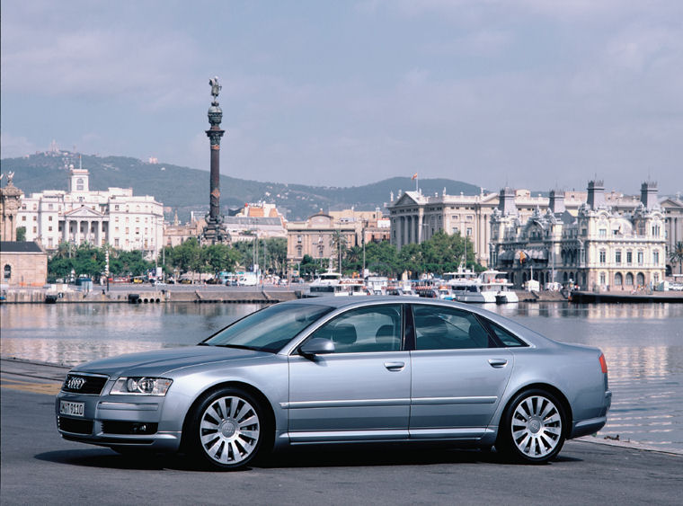 2004 Audi A8 Picture