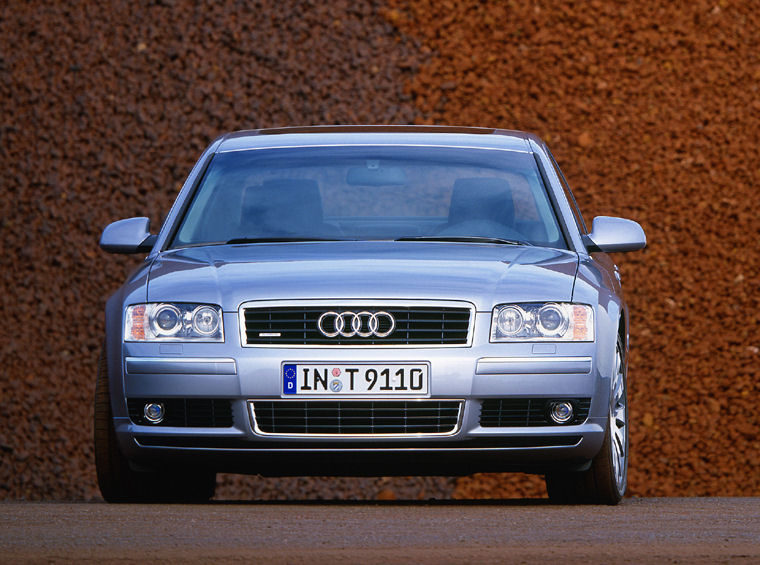 2004 Audi A8 Picture