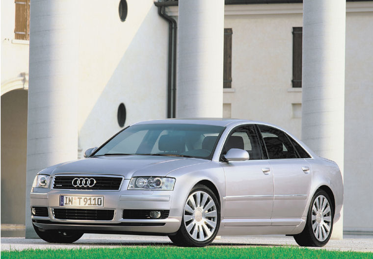 2004 Audi A8 Picture