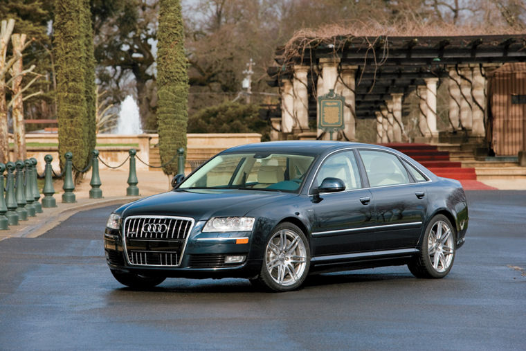 2009 Audi A8L W12 Picture