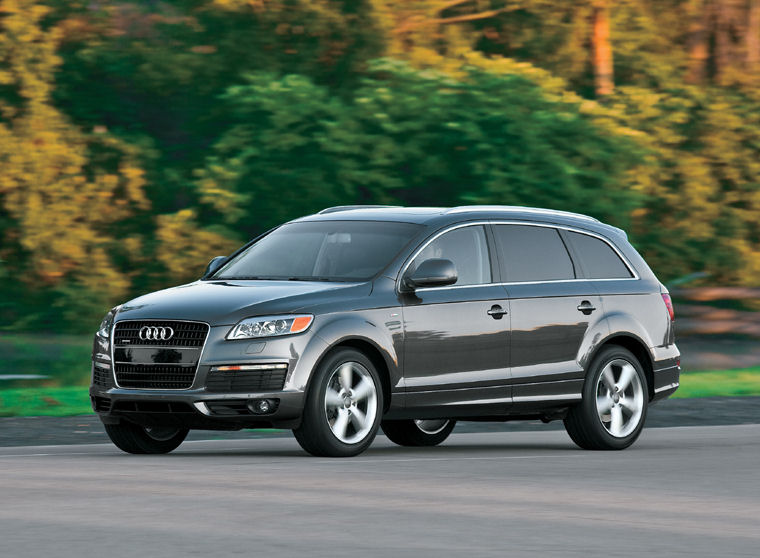 2009 Audi Q7 4.2 Picture