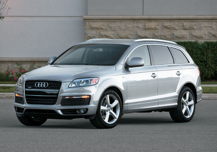 2009 Audi Q7 4.2 Picture