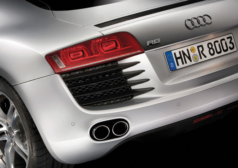 2008 Audi R8 Taillight Picture