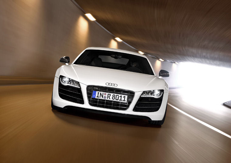 2010 Audi R8 5.2 V10 Coupe Picture