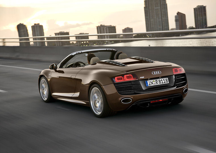 2011 Audi R8 5.2 V10 Spyder Picture