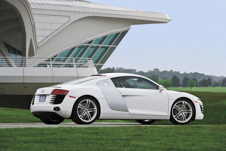 2011 Audi R8 4.2 V8 Coupe Picture