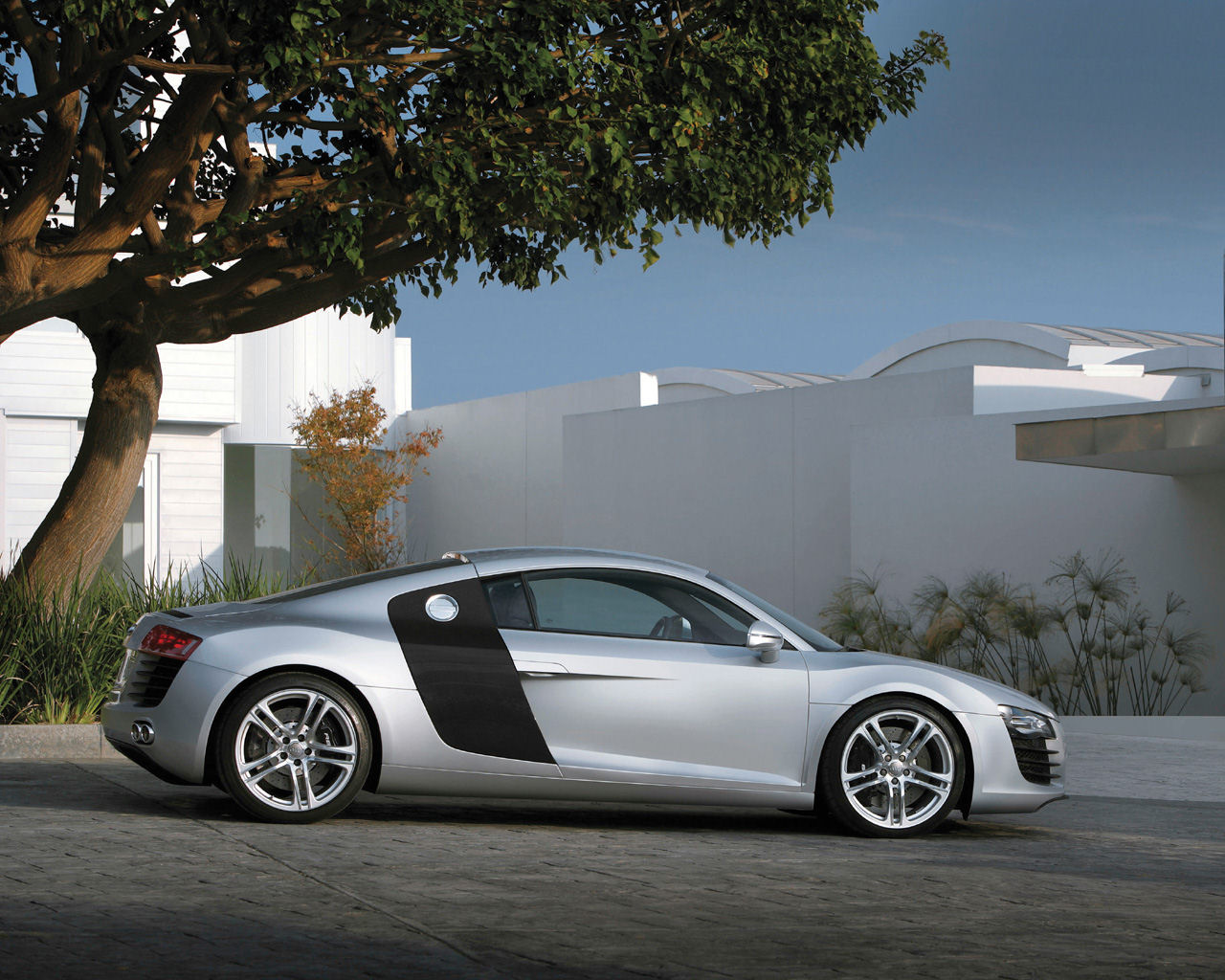 Audi R8 Desktop Wallpaper