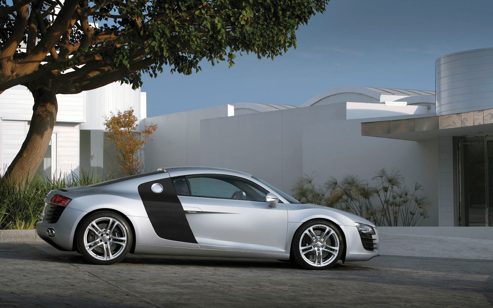 Audi R8 Desktop Wallpaper