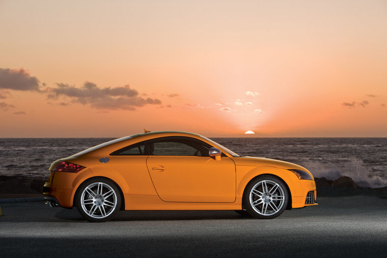 2009 Audi TTS Coupe Picture