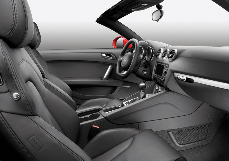 2009 Audi TT Roadster Front Seats Picture