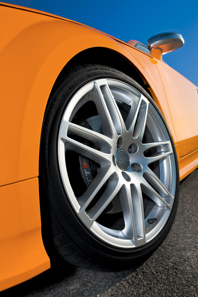 2009 Audi TTS Coupe Rim Picture