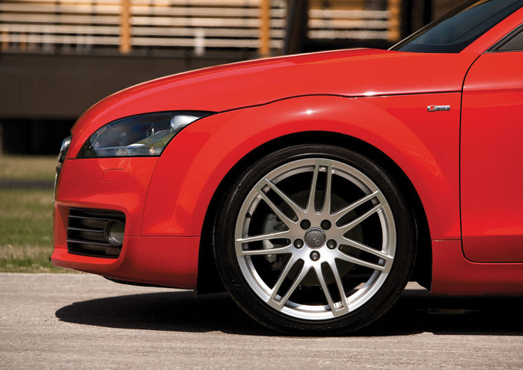 2010 Audi TT Coupe Rim Picture