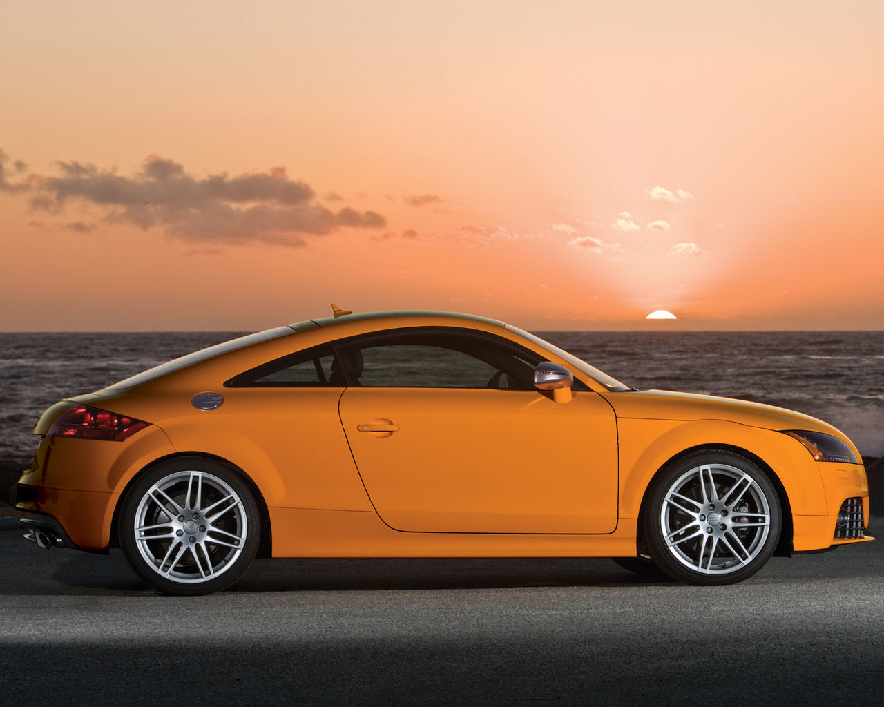 Audi TT Desktop Wallpaper