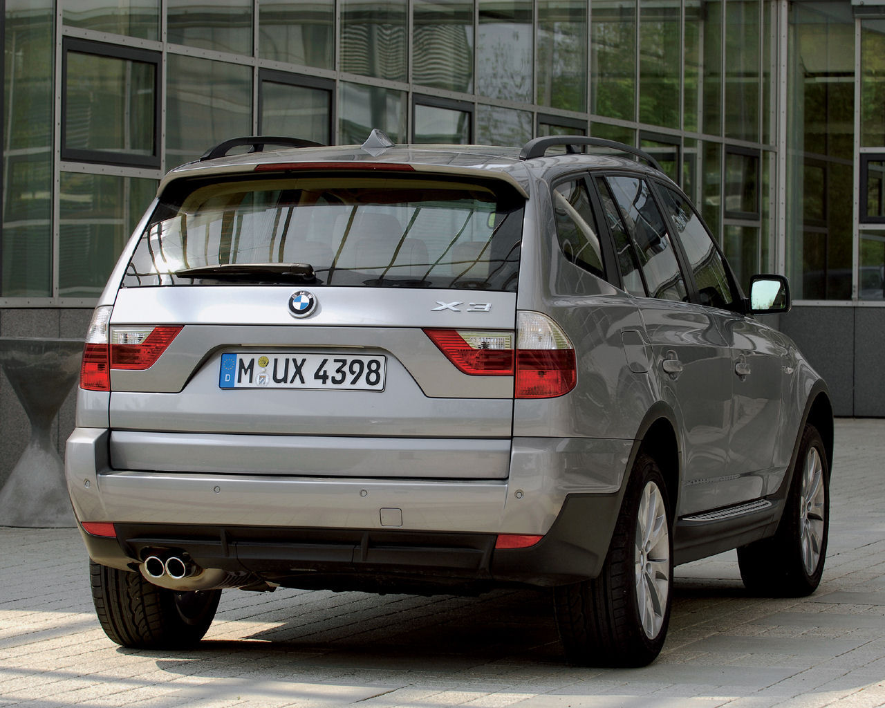 BMW X3 Desktop Wallpaper