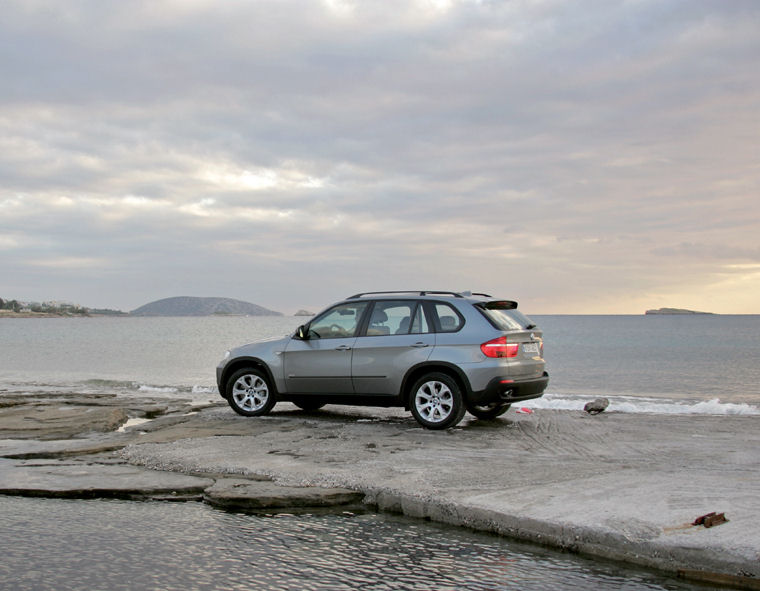 2008 BMW X5 xDrive48i Picture