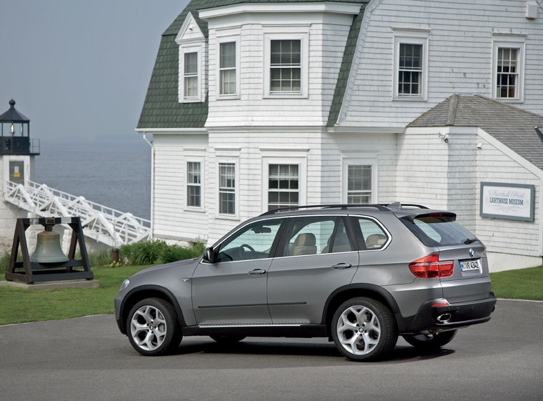 2008 BMW X5 xDrive48i Picture