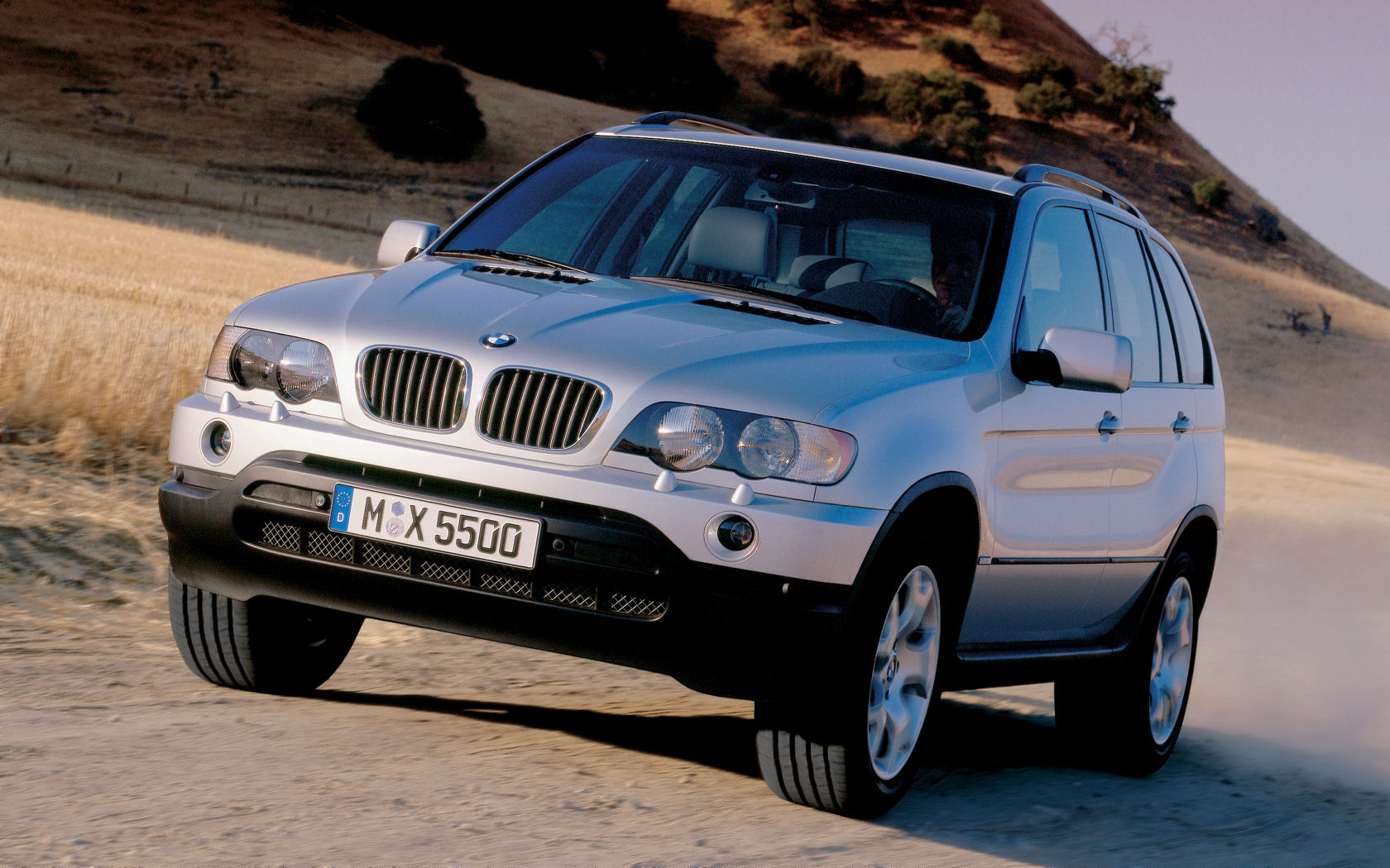 BMW X5 Desktop Wallpaper