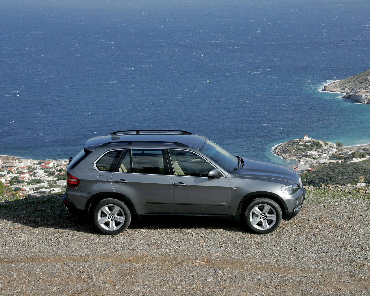 BMW X5 Desktop Wallpaper