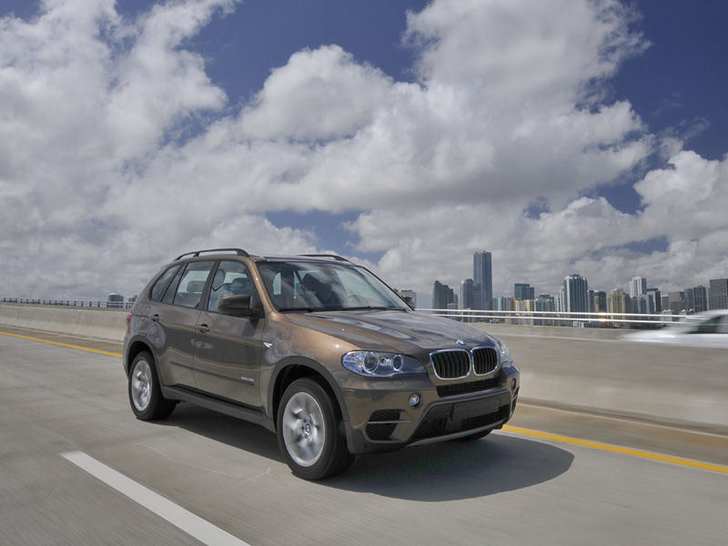 BMW X5 Desktop Wallpaper