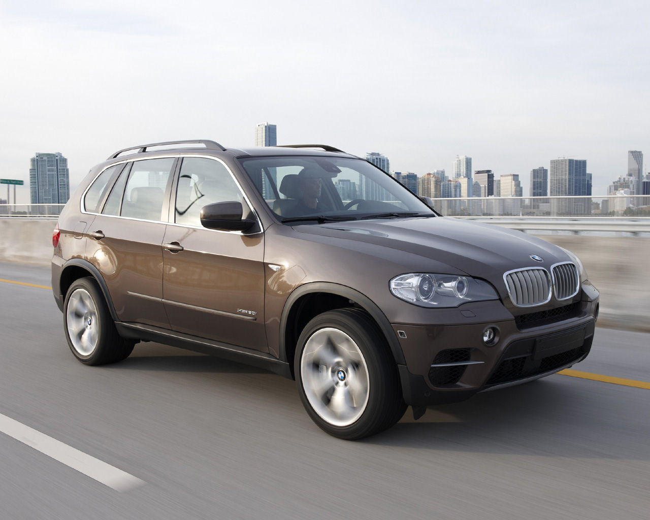 BMW X5 Desktop Wallpaper