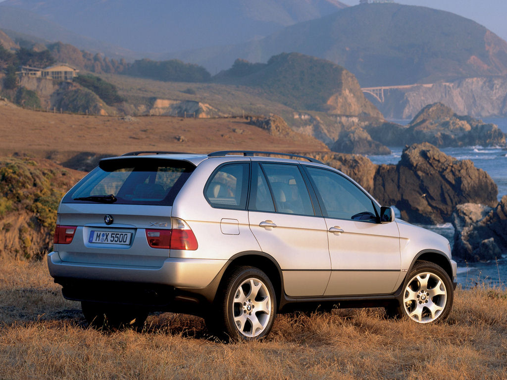 BMW X5 Desktop Wallpaper