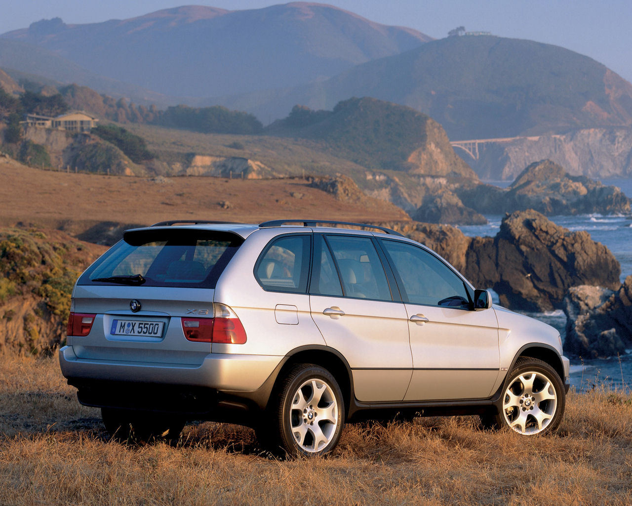 BMW X5 Desktop Wallpaper