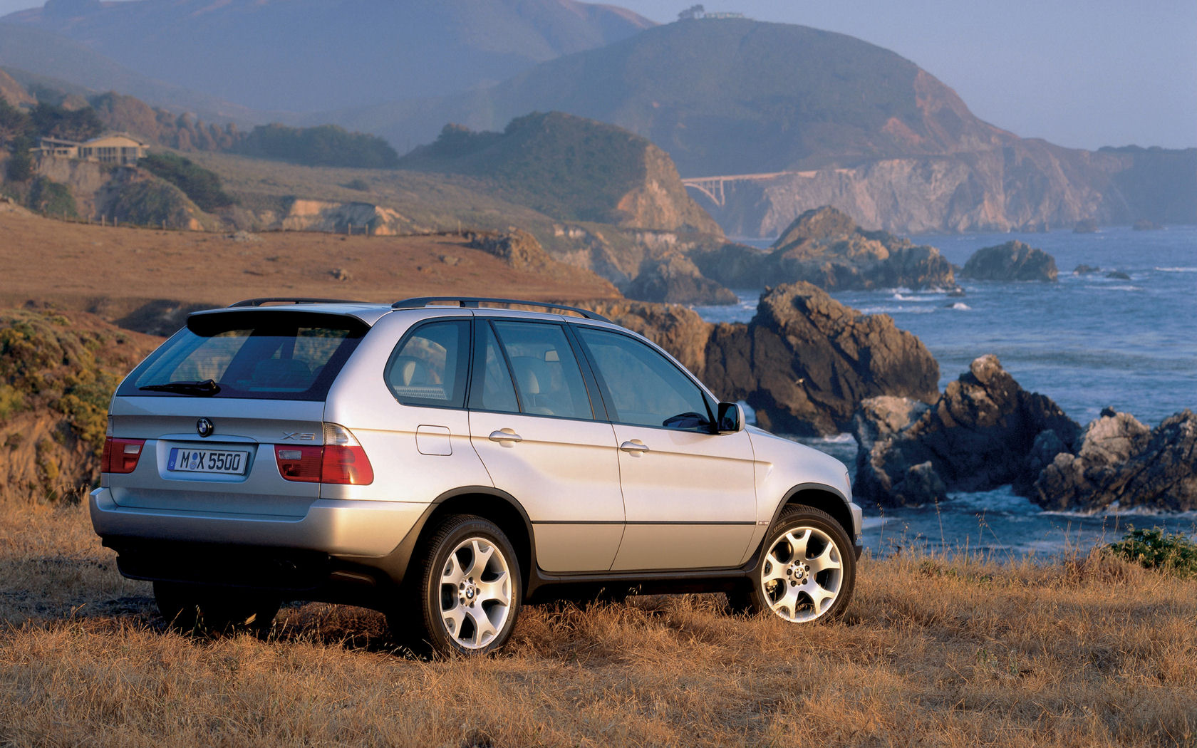 BMW X5 Desktop Wallpaper