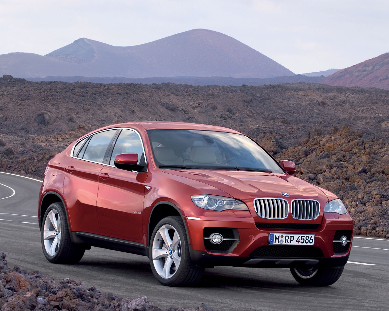 BMW X6 Desktop Wallpaper