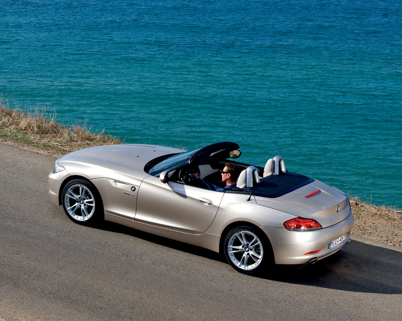 BMW Z4 Desktop Wallpaper