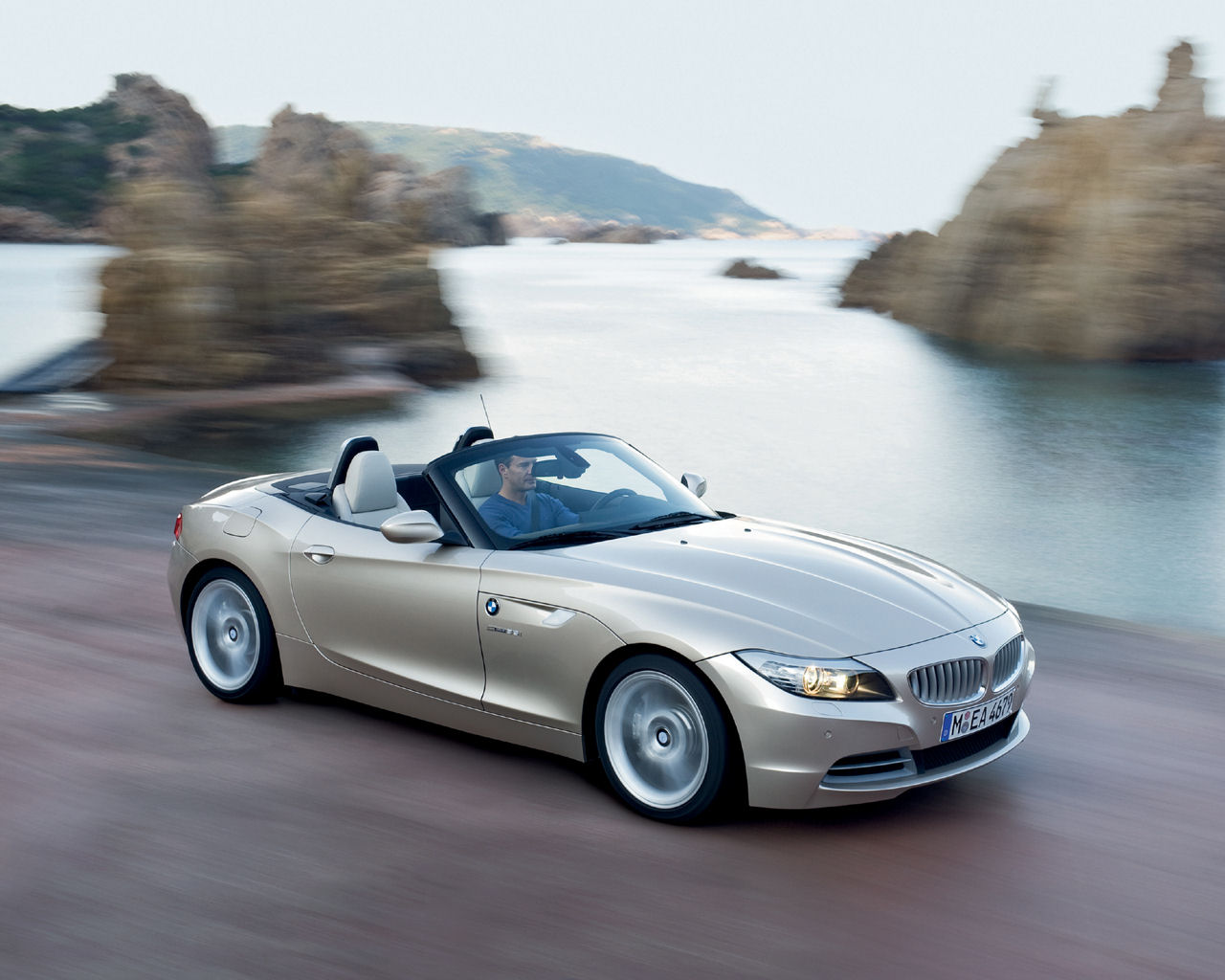 BMW Z4 Desktop Wallpaper