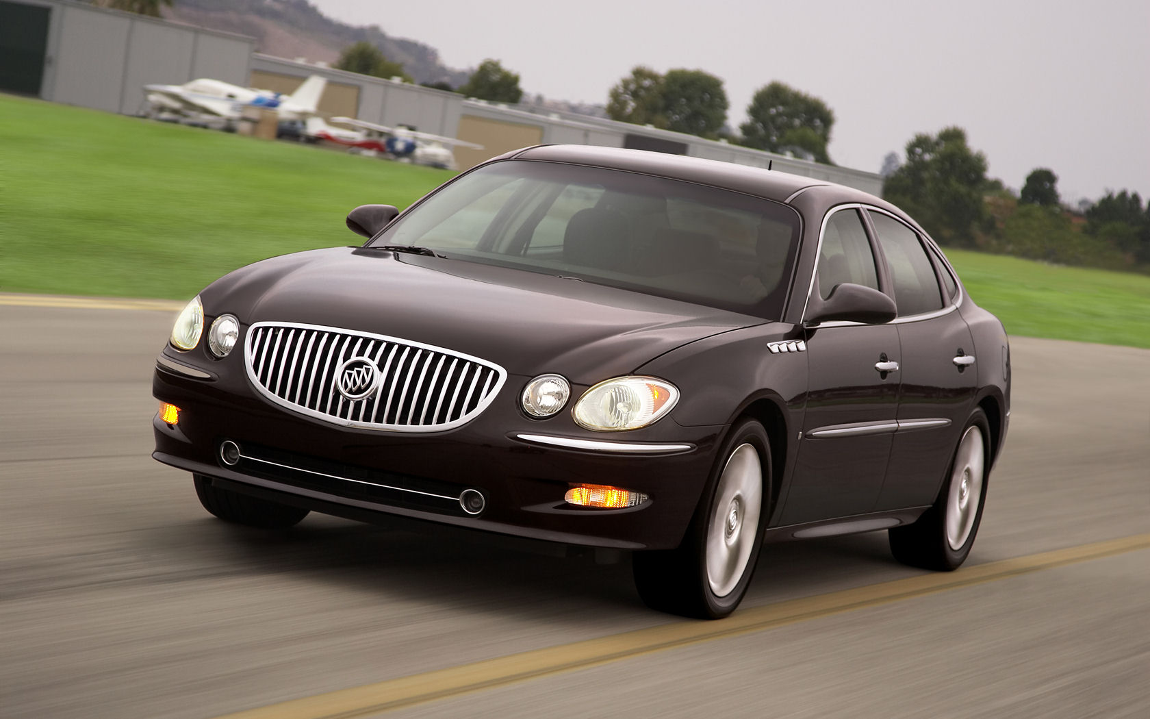 Buick LaCrosse Desktop Wallpaper