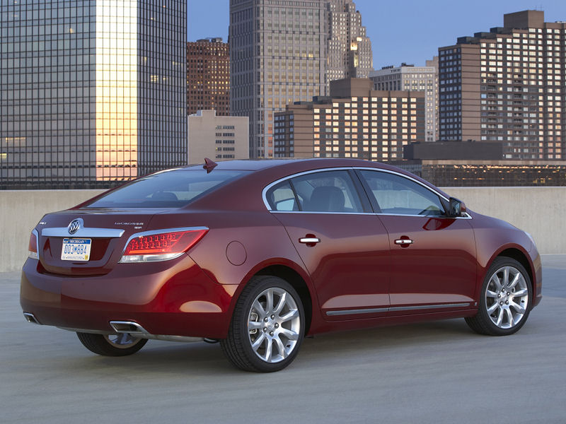 Buick LaCrosse Desktop Wallpaper